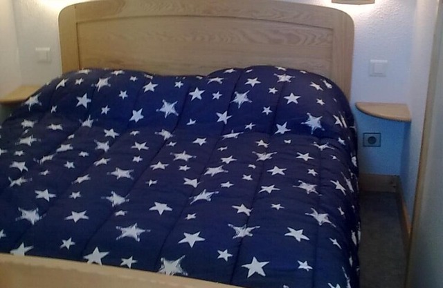 Comfortable apartment at the foot of the slopes, southern exposure, quiet .Très shops