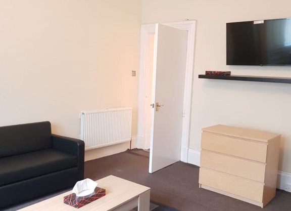 Convenient, Clean and Comfortable Flat in Dundee