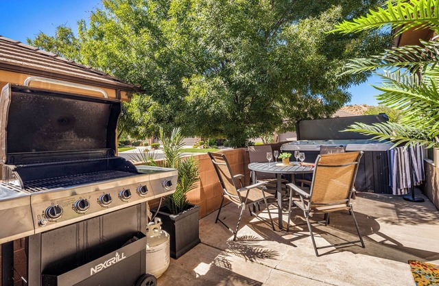 Coral Ridge 4144, Hot Tub, Bikes, Scooters, and near Coral Canyon Golf Course, SLP 12