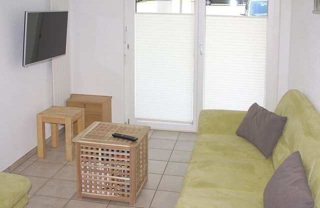 Cosy apartment for 6 people with WIFI, TV, balcony and parking