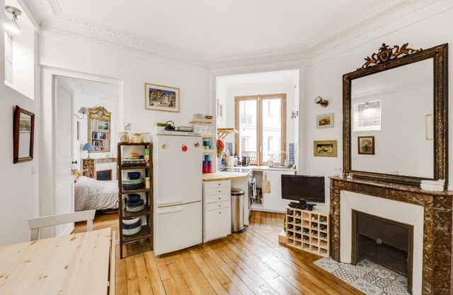 Cosy Apartment near Jardin des Plantes by GuestReady