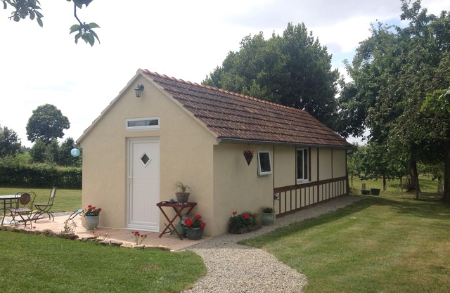 Chalet Setting Shops 