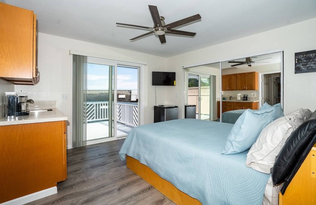 Modern Clean Ac At Valley Of The Temple 