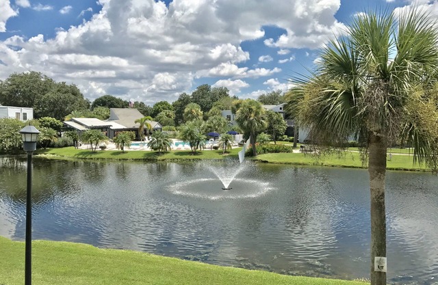 Country Club 