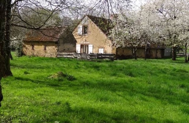 Gite La Bazoge Persons 