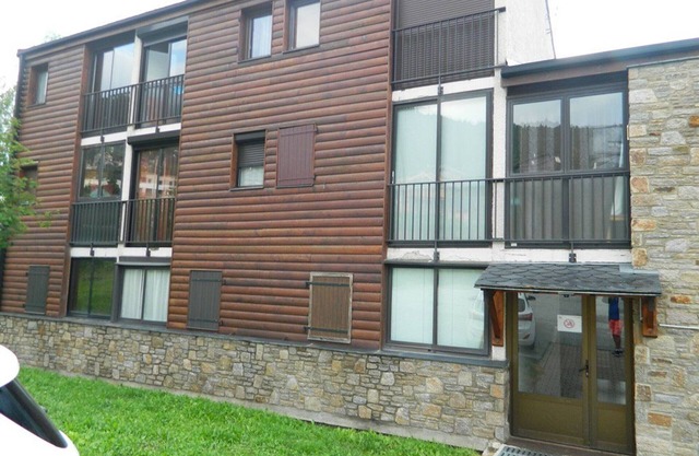 Cozy apartment for 4 with balcony and equipped kitchen