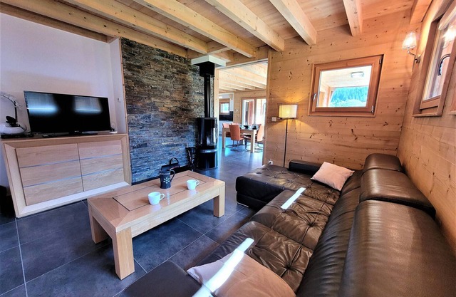Cozy chalet for 6 in Les Gets, with terrace