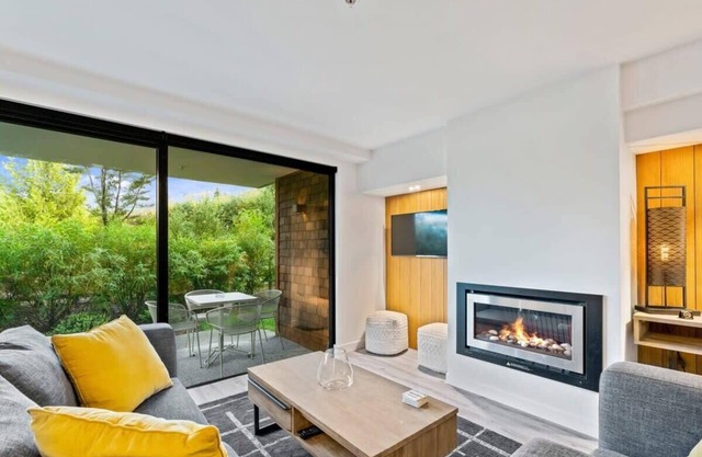 Cozy Coronet Peak Apartment at La Residence du Parc