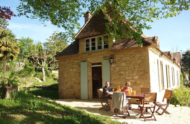 Cozy Cottage Swimming 