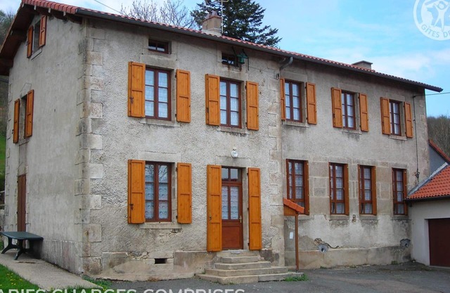 Gite La Chambonie Bedrooms Persons 