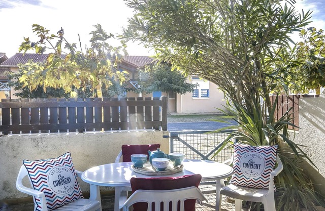 Cozy Duplex House Near Ocean with Terrace and Parking - Sleeps 5-6 - 40600 Biscarrosse Plage