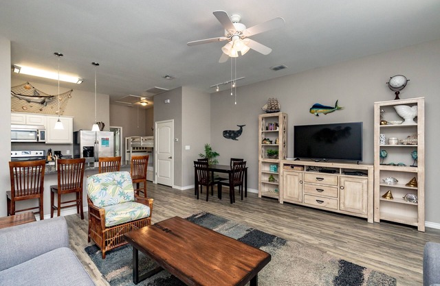 Cozy & Family Fun – Beachside Townhome with Two Pools, Steps from the Sand
