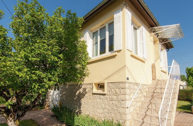 Classy Holiday Garden Barbecue 