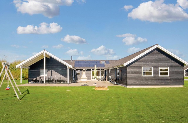 Cozy home in Idestrup with sauna