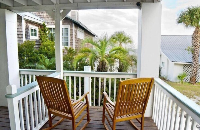 Desoto Beach Terraces 