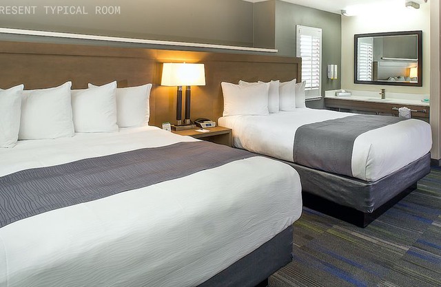 Crestview | Smart Room + Business Center