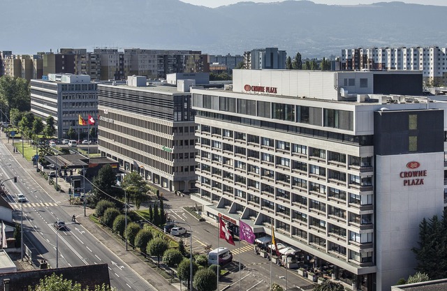 Crowne Plaza Geneva, an IHG Hotel