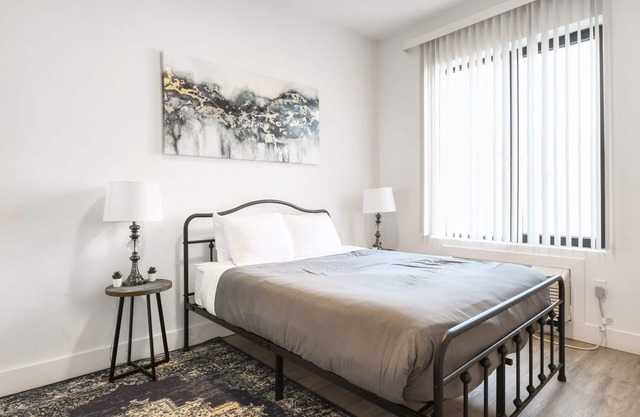 Cute 1BR next to EWR 5167