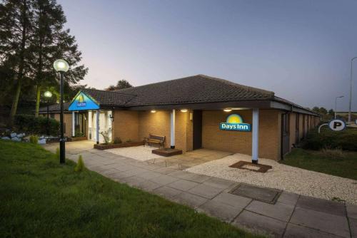 Days Inn Sutton Scotney North 