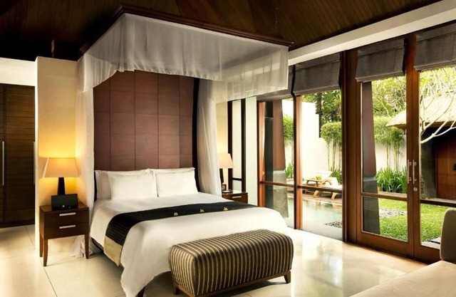 Deluxe Villa with Plunge Pool in the centre of Seminyak 10