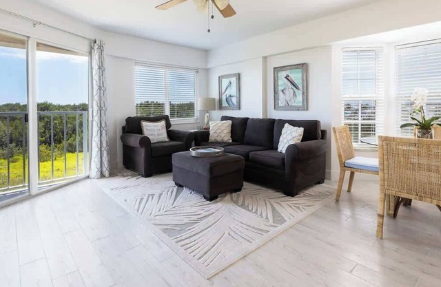 Designer Comforts & Ocean Views- Ocean Pointe 2416