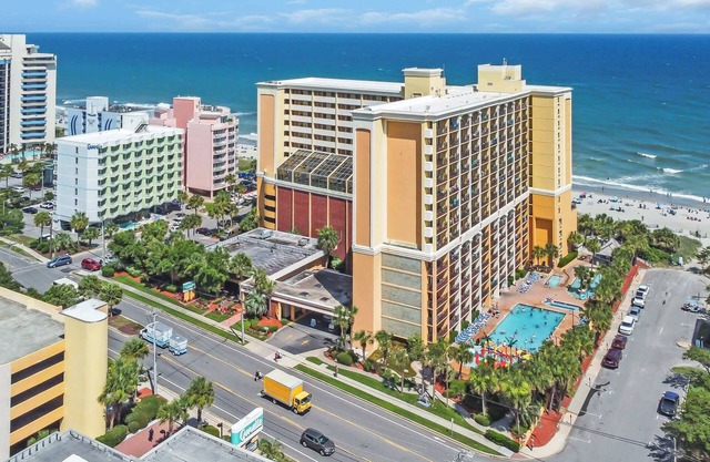 Direct Oceanfront Lazy River Top Resort