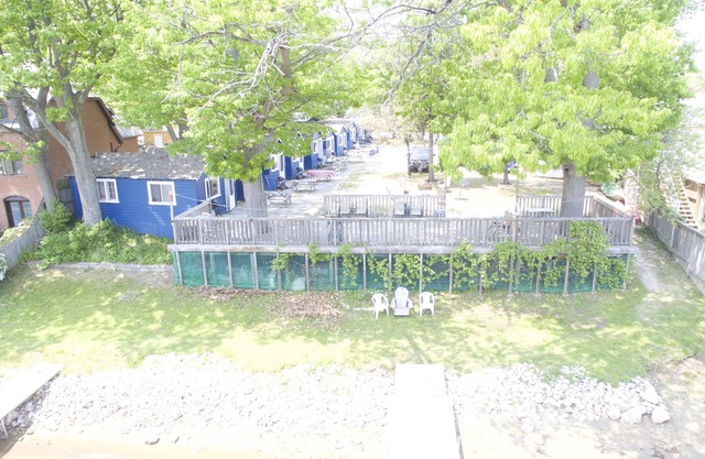 Dock Life Cottage 7 - Riverside, 2 Bedroom, Wasaga