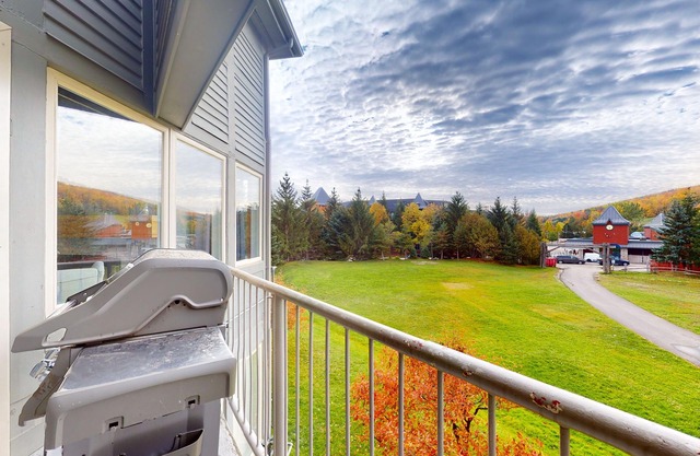 Cachet The Mountains 