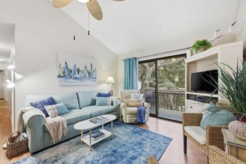 Dog Friendly Forest Ridge Condo Close to Beach
