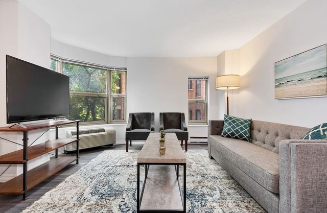 Domio | Gold Coast | Classic 2BR