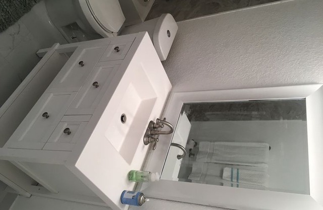 Downtown Oakland Park Duplex