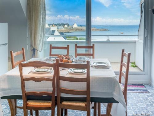 Ploemeur Pièces Personnes 