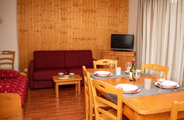 Duplex chalet 4 rooms, 8 pers, pets allowed, Superdevoluy