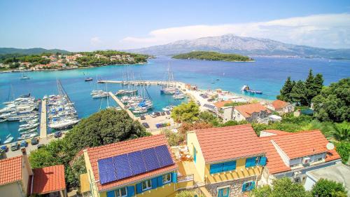 Beach Lumbarda Korčula 