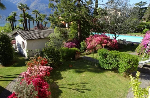 Eco-house B swimming pool garden splendid lake view