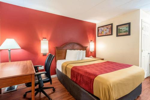 Econo Lodge Franklin 