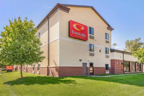 Econo Lodge Inn Suites Fairgrounds 