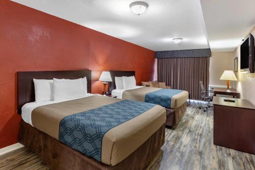 Econo Lodge Inn Suites Saybrook 