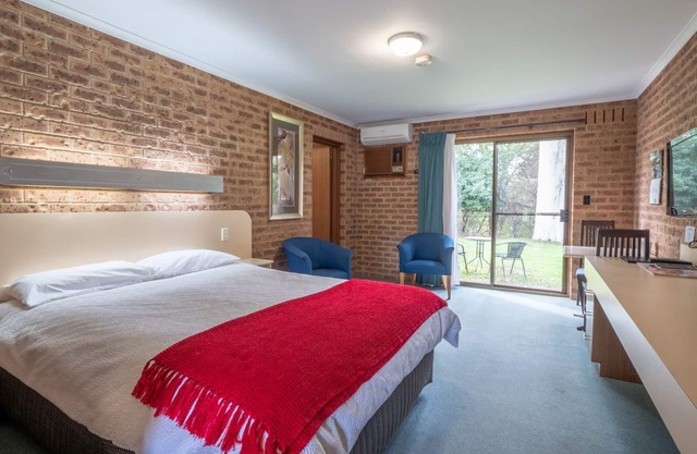 Eildon Parkview Motor Inn. Room 12