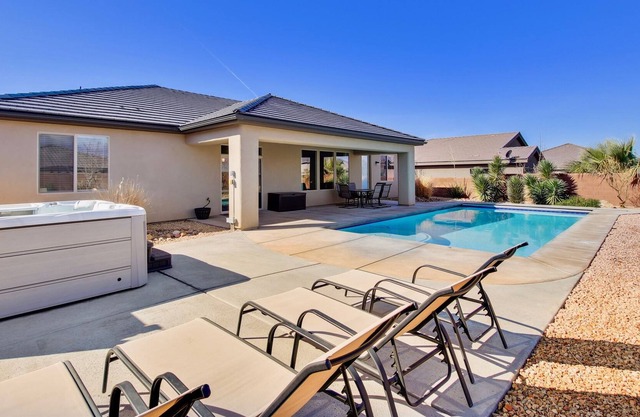 Elegant Oasis Home in Hurricane with Private Pool & Hot Tub 30 day rental