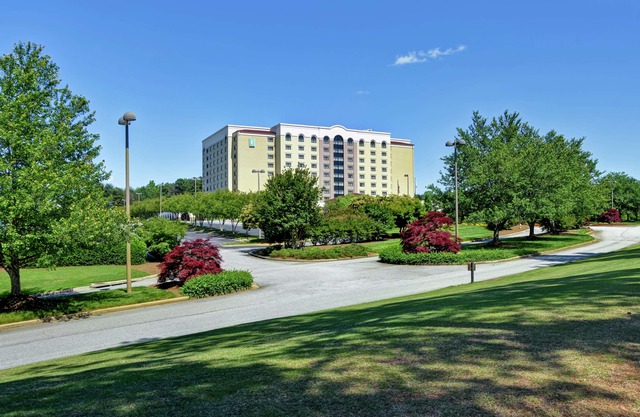 Embassy Greenville Golf Resort Conference 