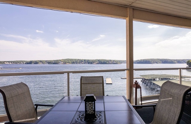 EMERALD BAY 204A | 3 Bed, 2 Bath