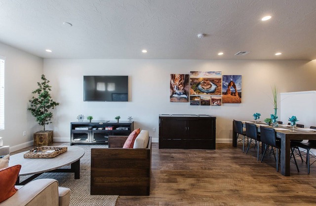 Escondido 1097, Heavenly Daze, Near Sand Hollow, Quail Creek and more
