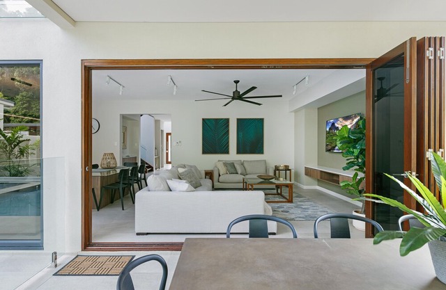 ESPRIT 11 LUXURY RETREAT