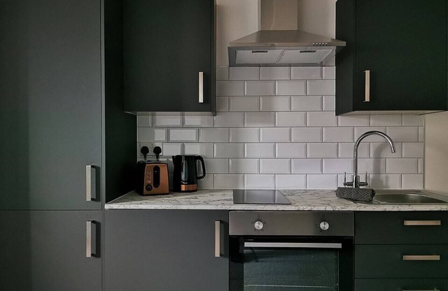 Eveswell Studios Premium Newport 