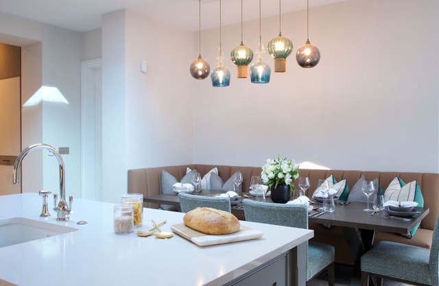 Exquisite 2BR Apartment with garden and parking in Highgate, by Veeve