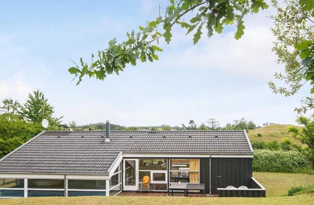 Fabulous Holiday Home in Ebeltoft with Indoor Pool