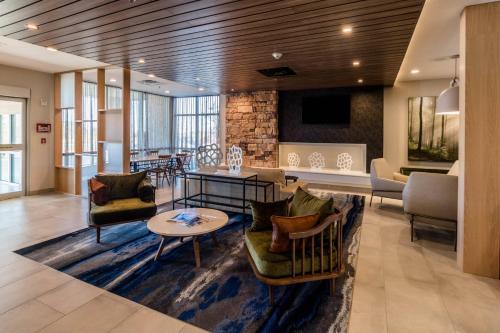 Fairfield Inn 