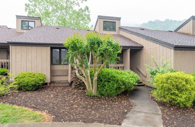 Fairway Villa 1204 at Rumbling Bald