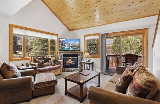 Fall River Retreat Private Hot Tub